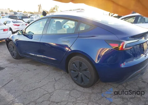 2024 Tesla Model 3 Long Range Dual Motor All-Wheel Drive/Rear-Wheel Drive z USA, uszkodzony, nr VIN 5YJ3E1EA0RF847525